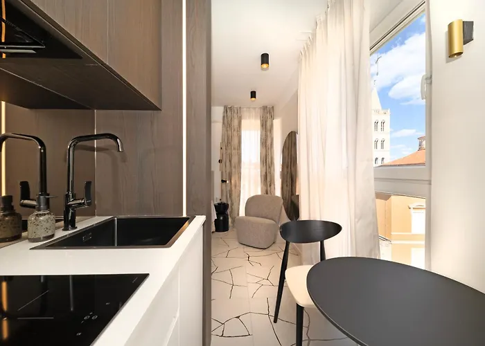 Luce Sul Mare 2 Задар